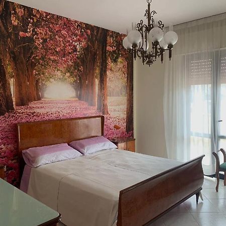 Casa Ninetta Apartment Bari Bagian luar foto