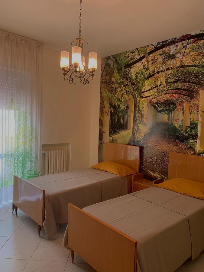 Casa Ninetta Apartment Bari Bagian luar foto