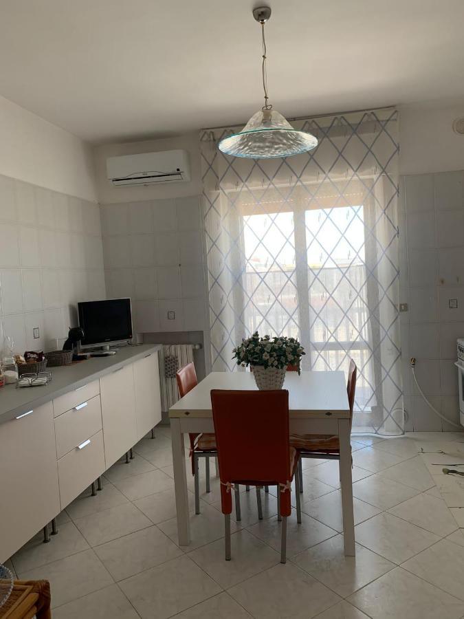 Casa Ninetta Apartment Bari Bagian luar foto