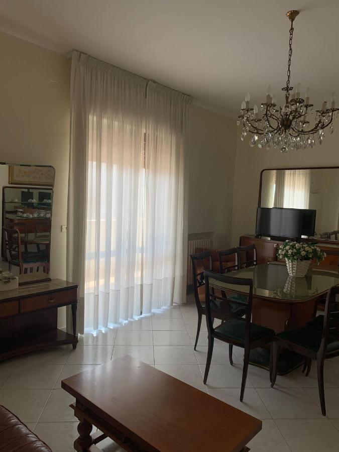 Casa Ninetta Apartment Bari Bagian luar foto