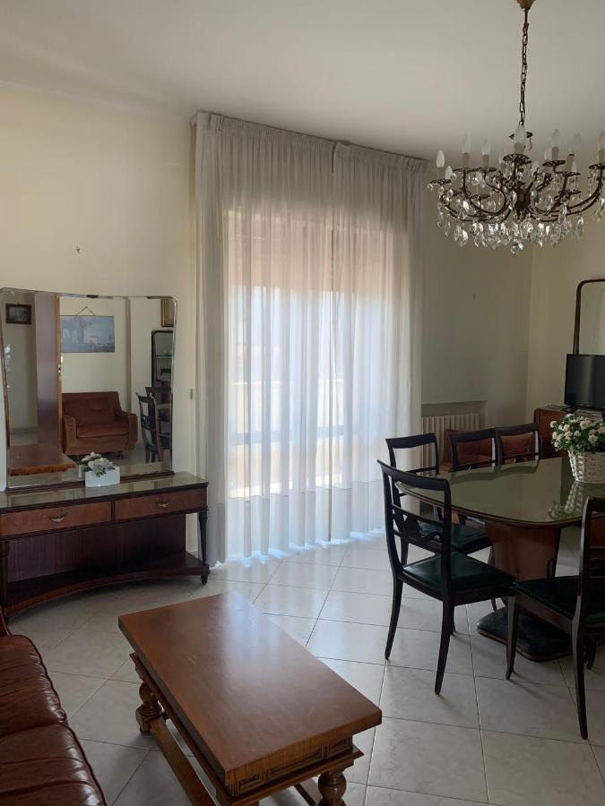 Casa Ninetta Apartment Bari Bagian luar foto