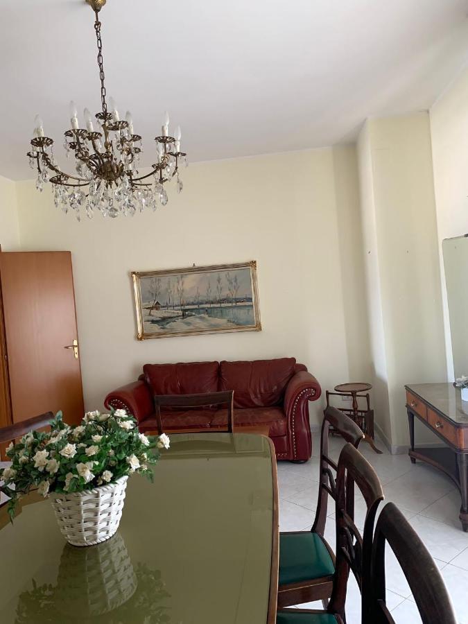 Casa Ninetta Apartment Bari Bagian luar foto
