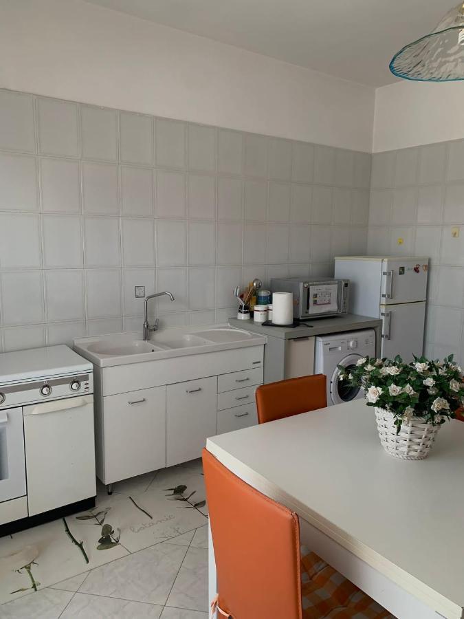 Casa Ninetta Apartment Bari Bagian luar foto