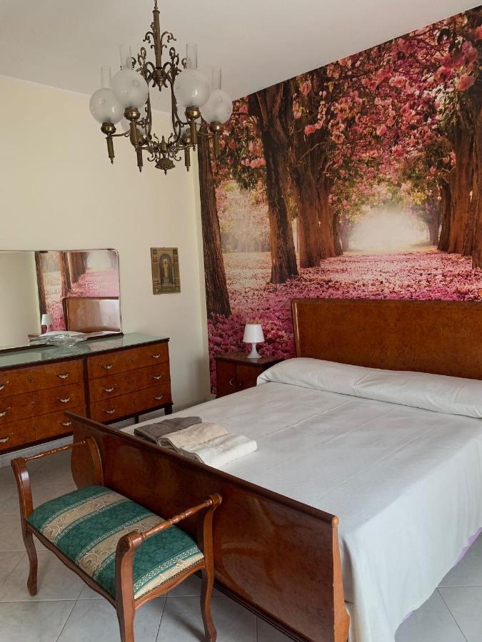 Casa Ninetta Apartment Bari Bagian luar foto
