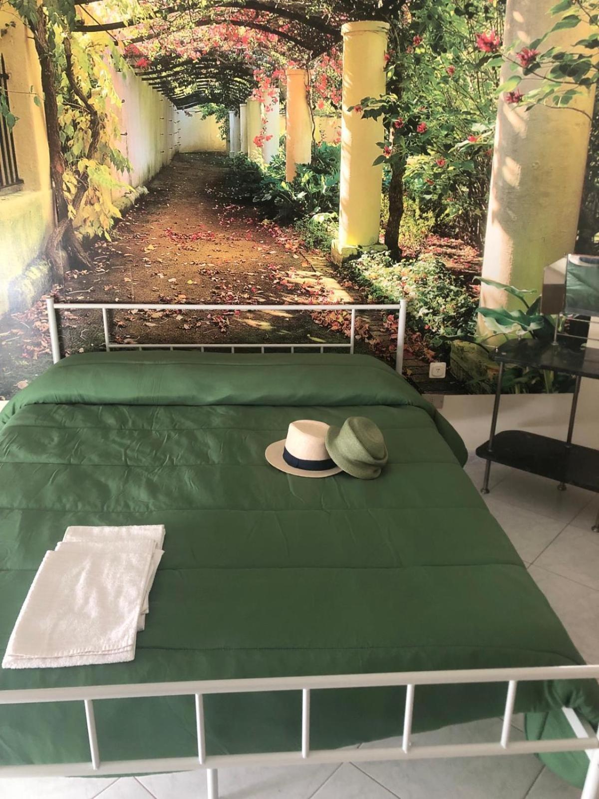 Casa Ninetta Apartment Bari Bagian luar foto