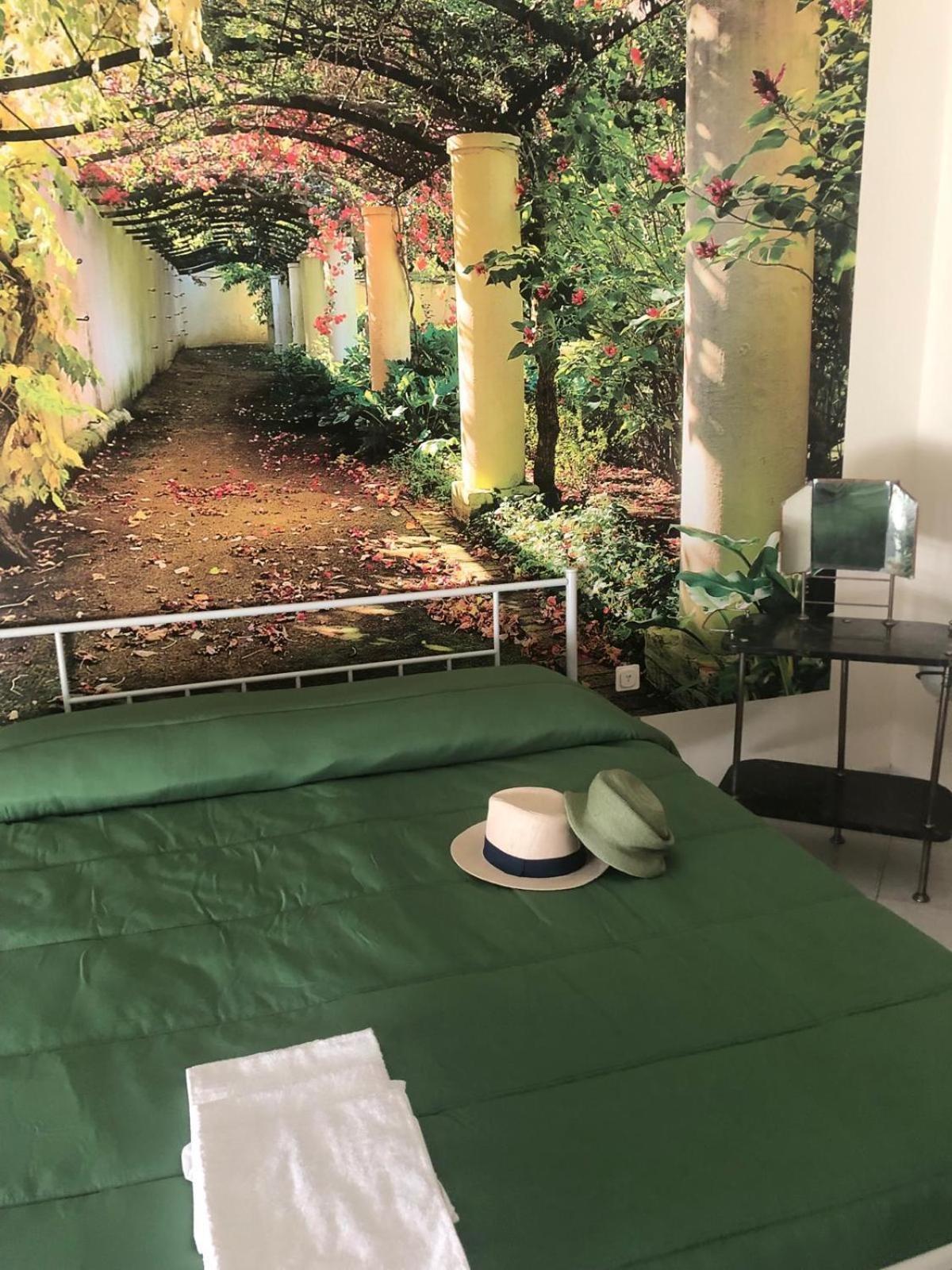 Casa Ninetta Apartment Bari Bagian luar foto