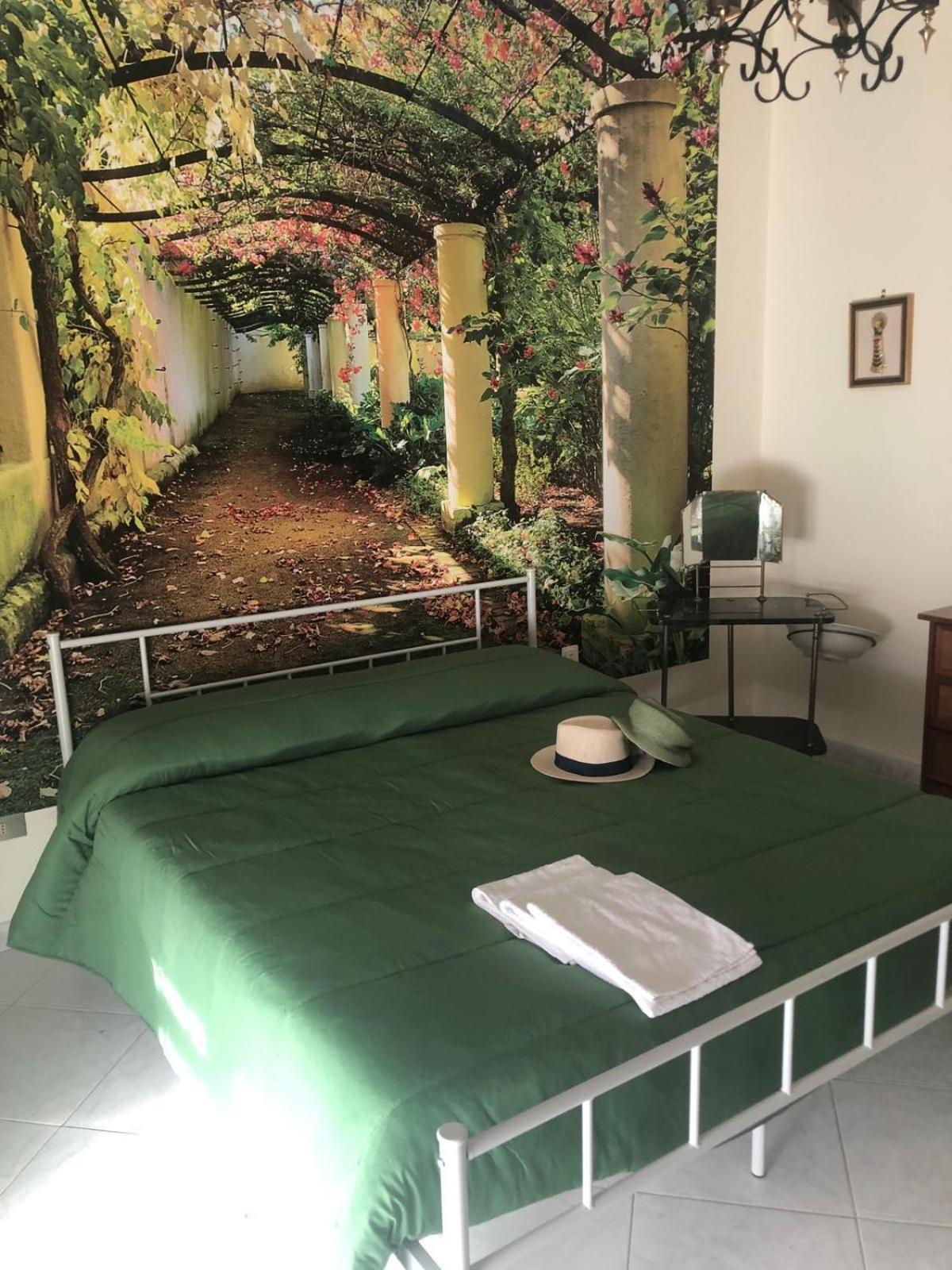 Casa Ninetta Apartment Bari Bagian luar foto